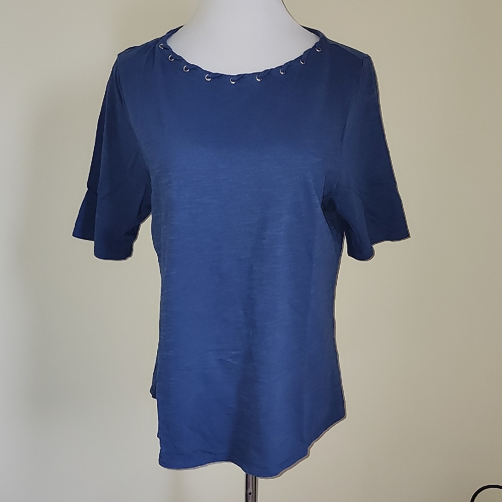 Chico's Dark Slate Blue Short Sleeve Top w/Grommet Neckline Embellishment